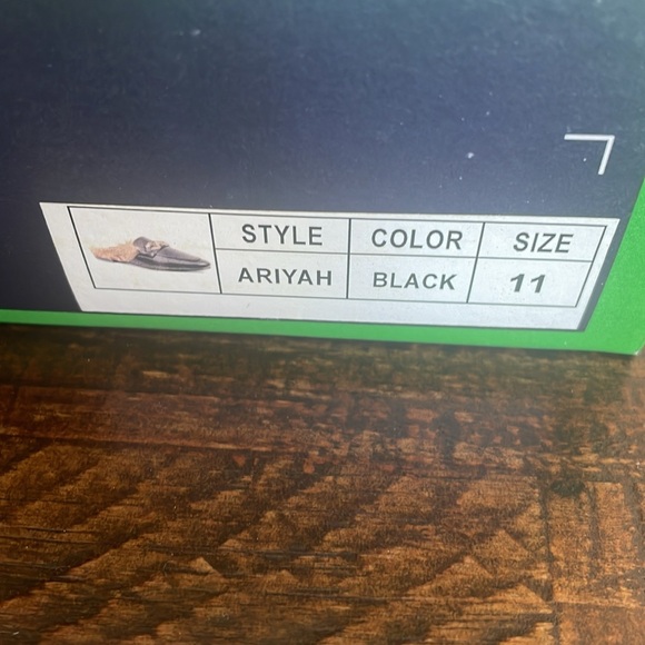 C Wonder faux fur lined slip on black loafer. New in box. Gold buckle. - Picture 4 of 4